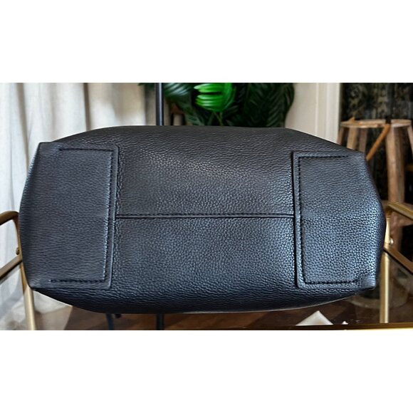 AUTHENTIC TORY BURCH BLACK LEATHER CHELSEA HOBO SHOULDER BAG - Picture 7 of 10